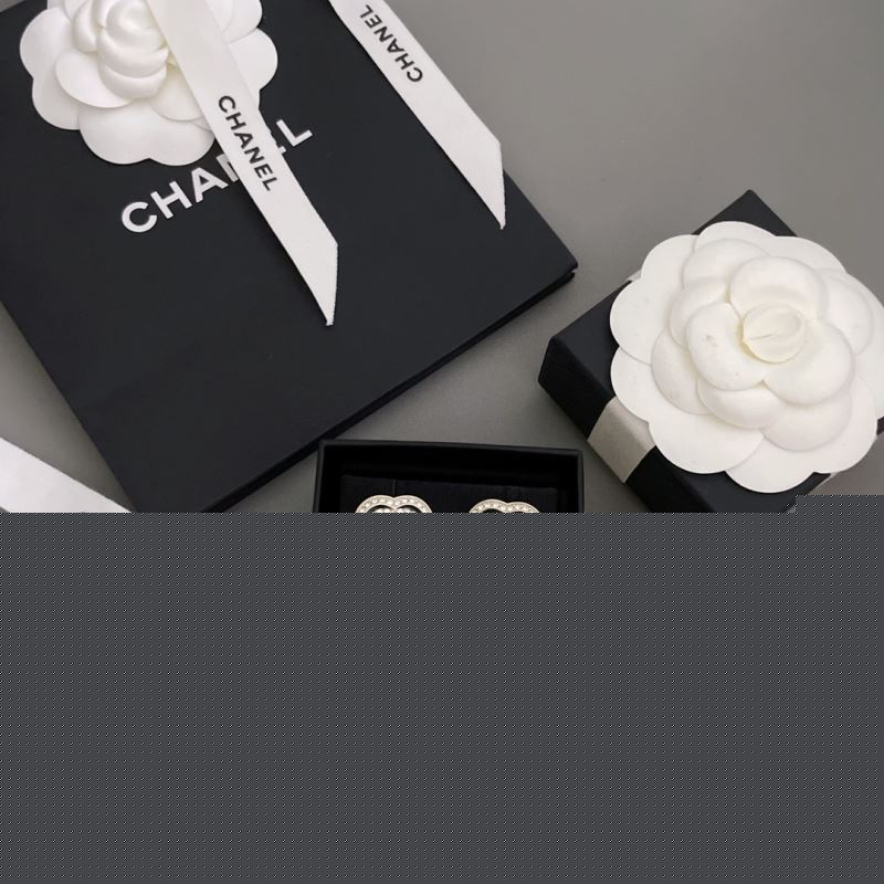 Ch*el brooches